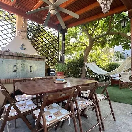 Theros Seaside House - Volos Marathos (Thessaly)